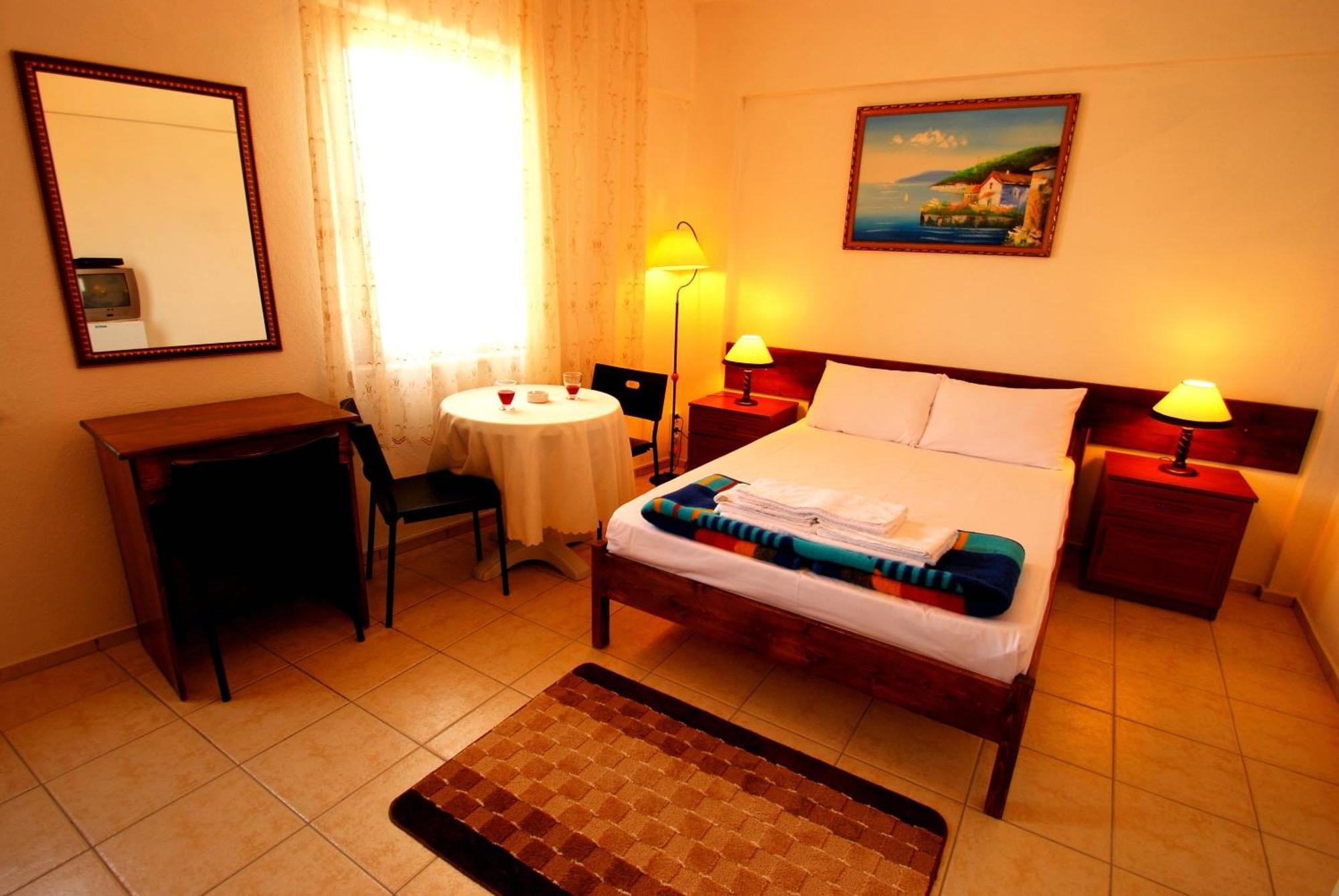 Adali Guest House Bozcaada Eksteriør billede