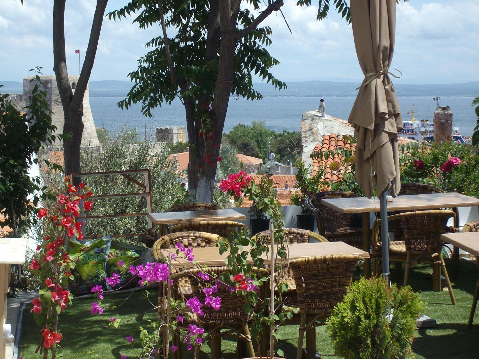 Adali Guest House Bozcaada Eksteriør billede