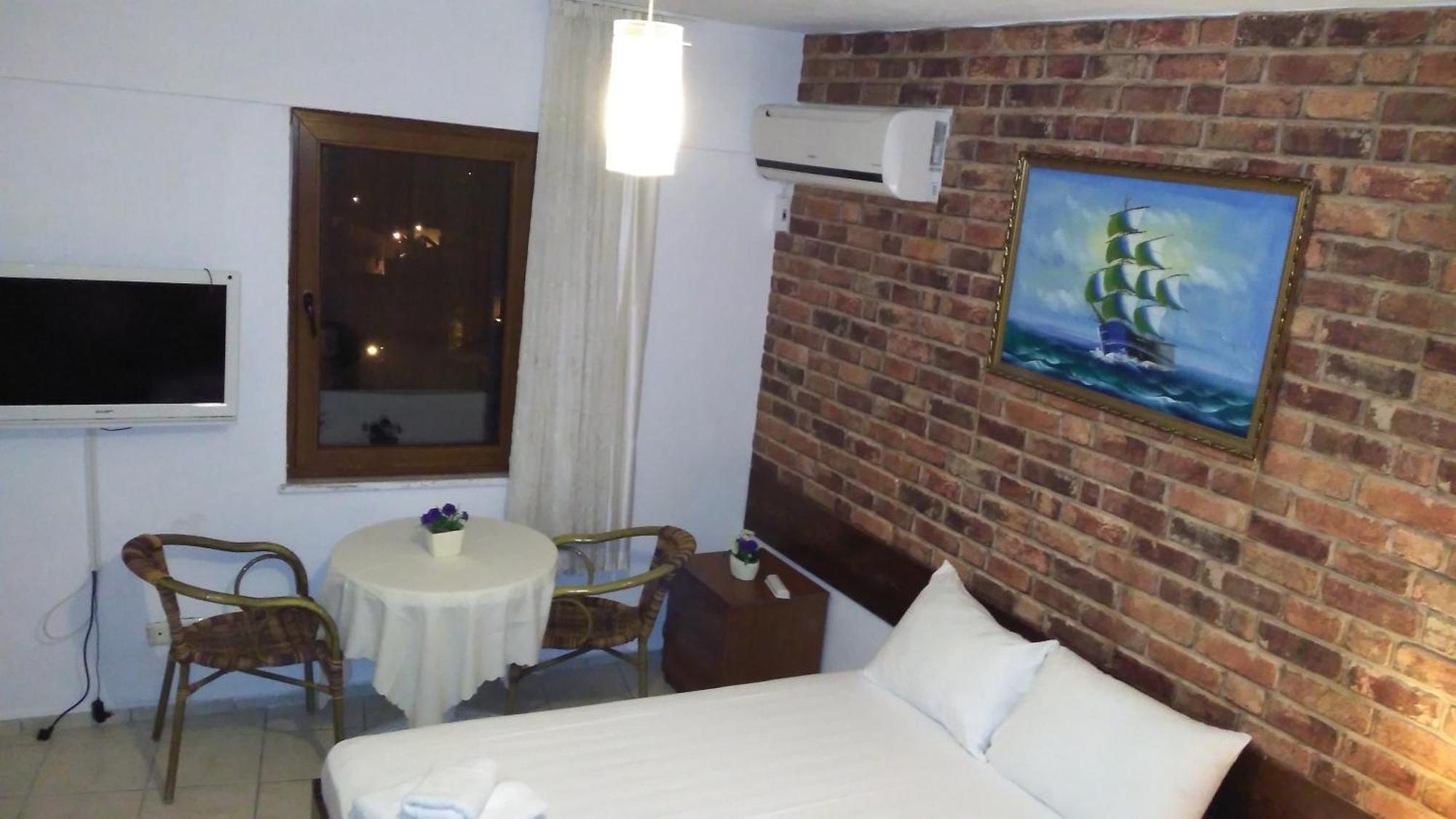 Adali Guest House Bozcaada Eksteriør billede