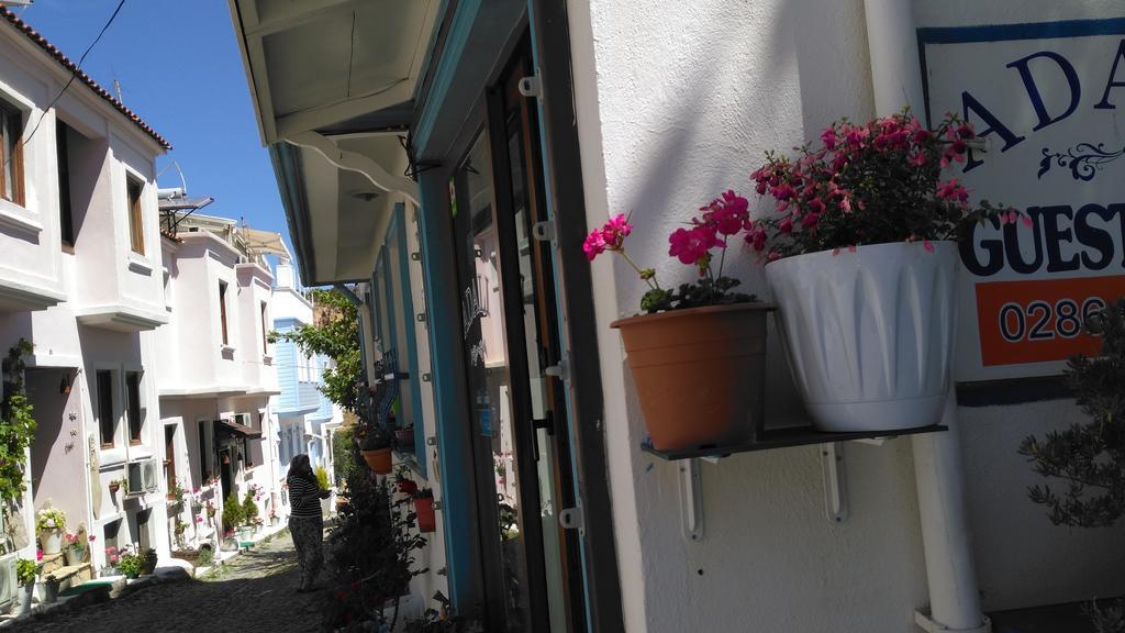 Adali Guest House Bozcaada Eksteriør billede
