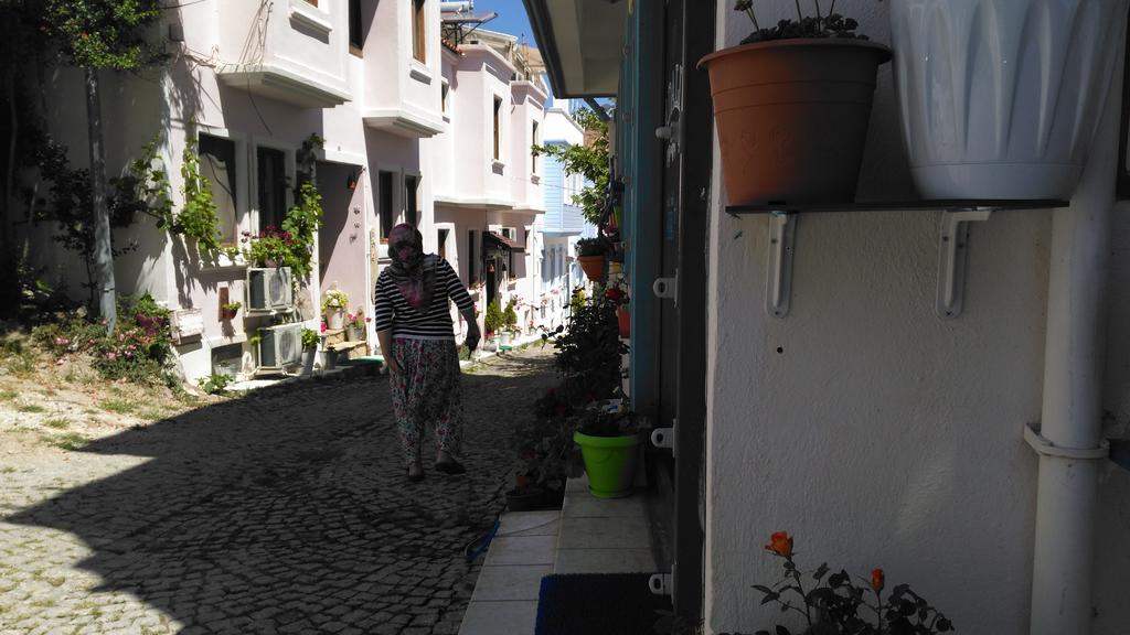 Adali Guest House Bozcaada Eksteriør billede
