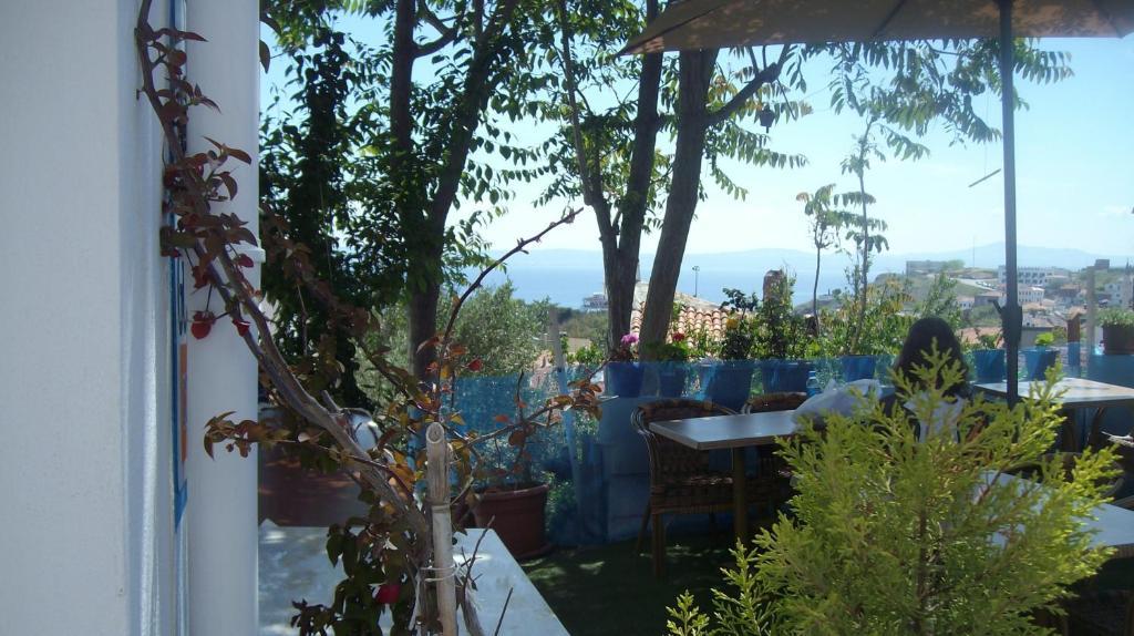 Adali Guest House Bozcaada Eksteriør billede