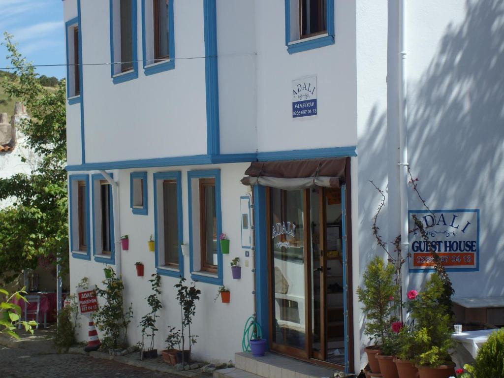 Adali Guest House Bozcaada Eksteriør billede
