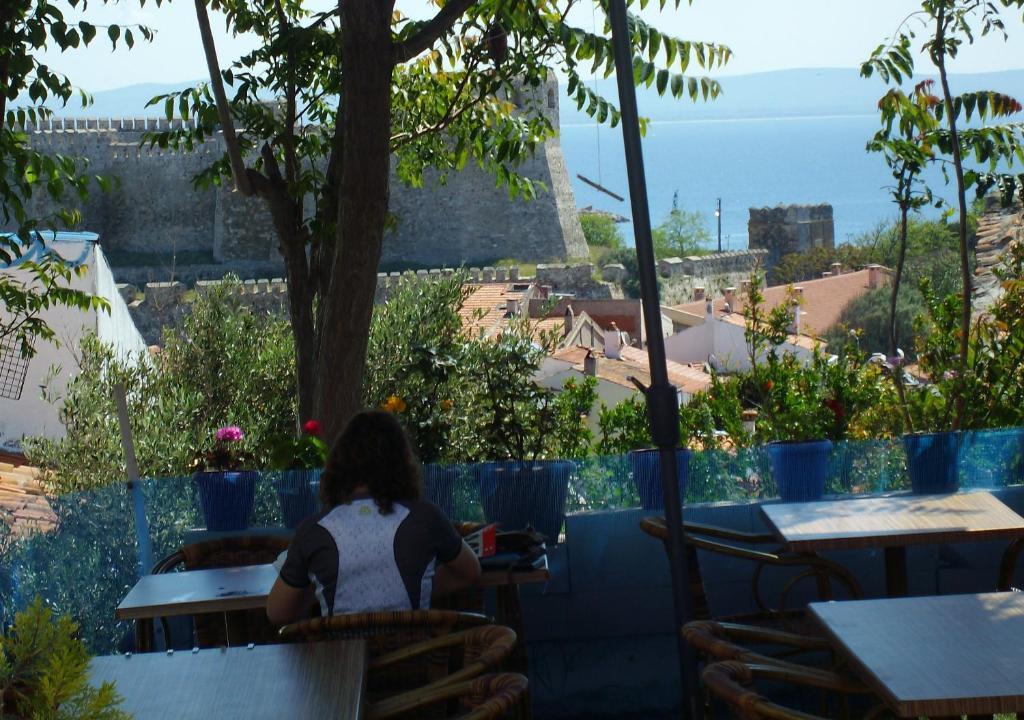 Adali Guest House Bozcaada Eksteriør billede