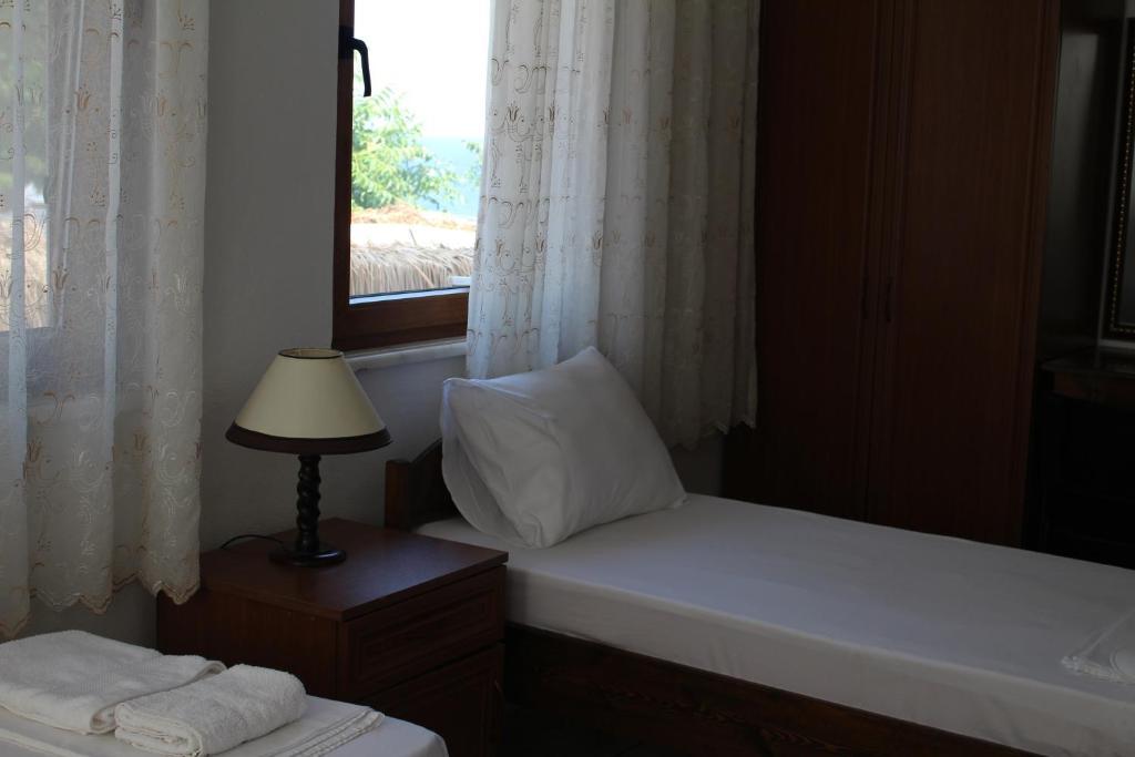 Adali Guest House Bozcaada Værelse billede